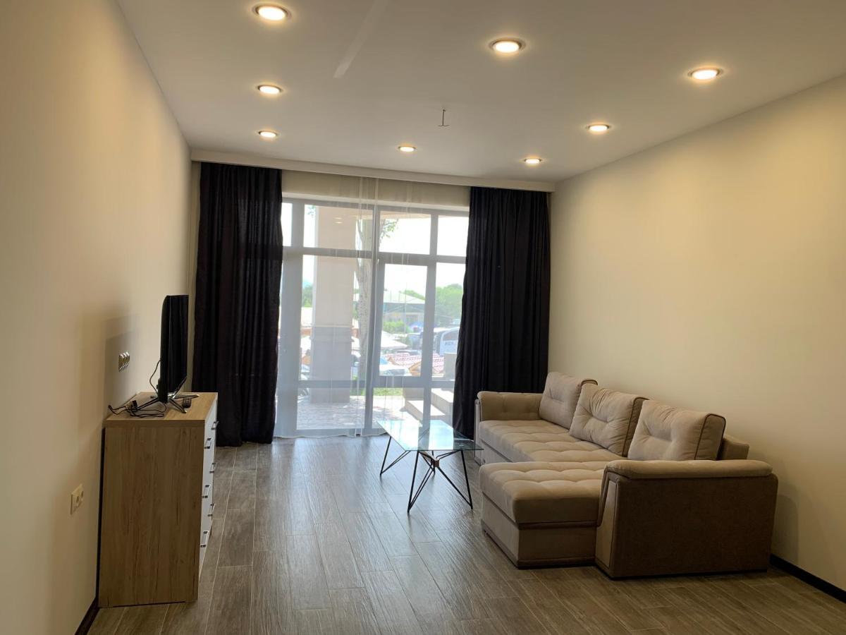 Hotel Ashot Erkat Севан Екстериор снимка
