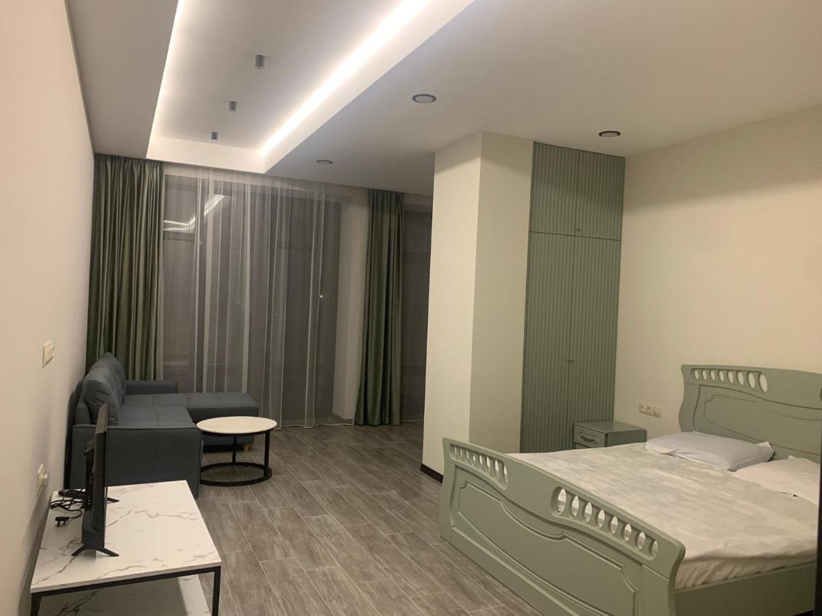 Hotel Ashot Erkat Севан Екстериор снимка
